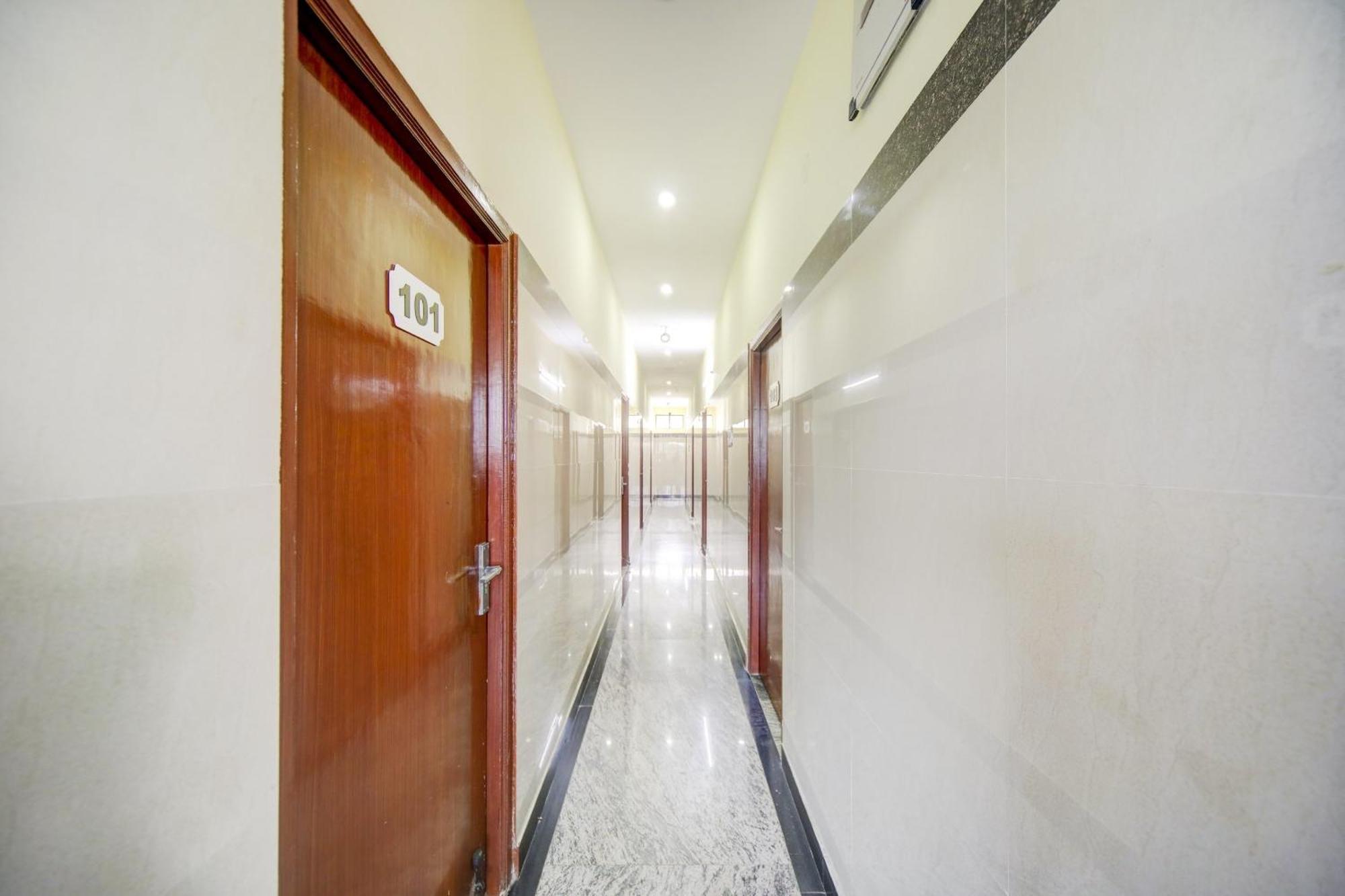 Super Collection O Green Park Vellore Exterior foto